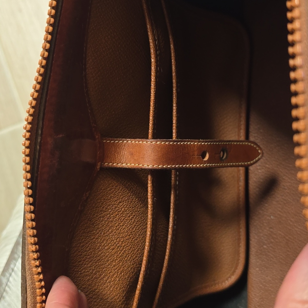 Dooney & Bourke Handbag - Picture 8 of 10